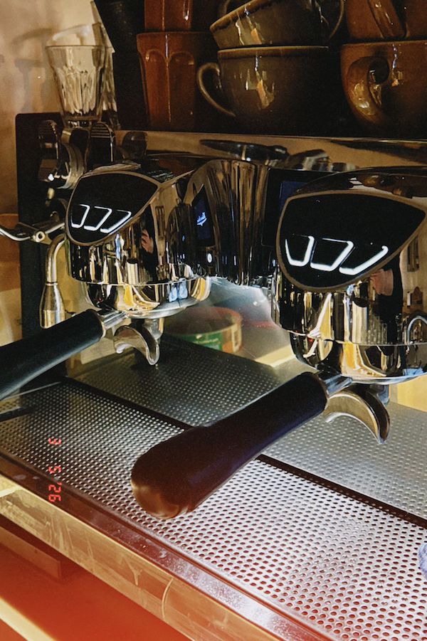 COFFEE MACHINE